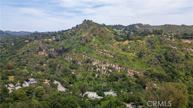 Detail Gallery Image 11 of 68 For 432 Fernwood Pacific, Topanga,  CA 90290 - 2 Beds | 2 Baths