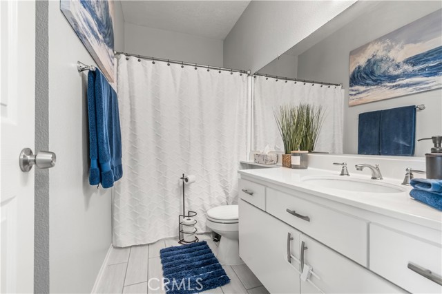 Detail Gallery Image 14 of 21 For 27620 Susan Beth Way #B,  Saugus,  CA 91350 - 2 Beds | 1 Baths