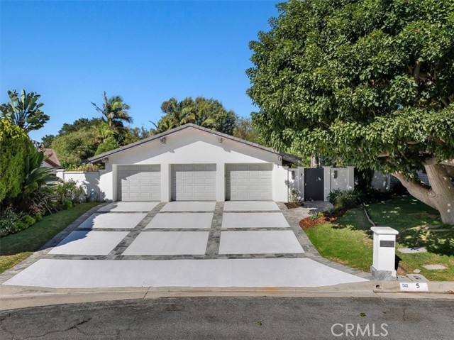 5 Ponderosa Ln, Rolling Hills Estates, CA 90274