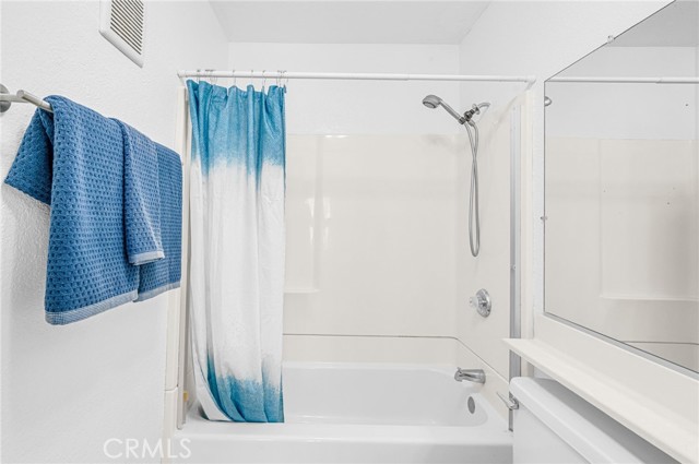 Detail Gallery Image 16 of 17 For 1030 N Loma Ave #101,  Long Beach,  CA 90804 - 2 Beds | 2 Baths