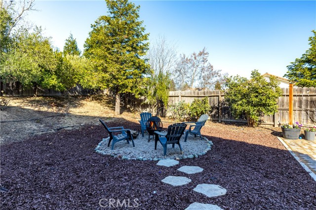 317 Susannah Lane, Paso Robles CA: https://media.crmls.org/medias/85a15817-87ea-4abe-8c94-d9de7b2f175f.jpg