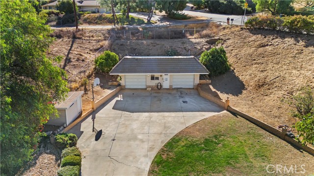 16291 Ringbit Court, Riverside CA: https://media.crmls.org/medias/85a20744-a5b8-4f87-9399-5d9e20e32f8f.jpg