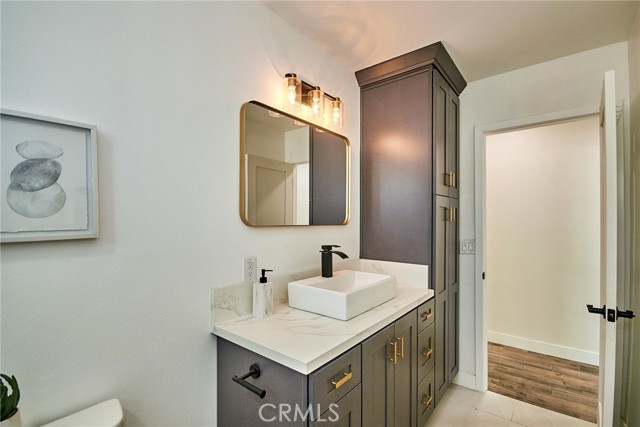 512 S Barranca Street, West Covina CA: https://media.crmls.org/medias/85a216c1-20d0-4b8a-8e83-984c22a559e6.jpg