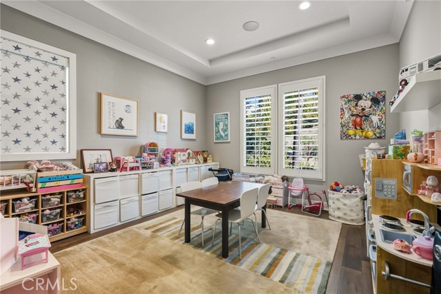 Detail Gallery Image 32 of 49 For 11937 Ancona Way, Porter Ranch,  CA 91326 - 6 Beds | 5/1 Baths