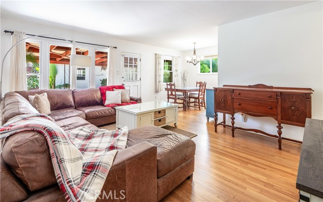 19301 Beckworth Avenue, Torrance CA: https://media.crmls.org/medias/85a30deb-e930-4eaa-8a29-021245133873.jpg