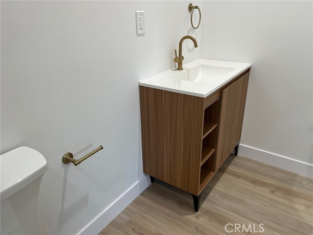 Image 16 of 21 For 566 Wamblee Lane 2