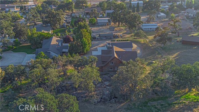 Detail Gallery Image 4 of 63 For 24401 Serra Pl, Tehachapi,  CA 93561 - 4 Beds | 3/1 Baths