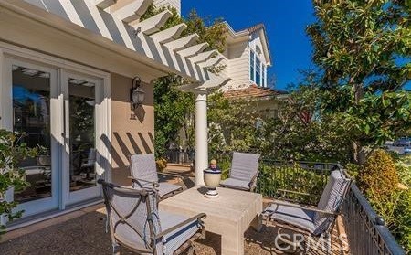 Detail Gallery Image 2 of 30 For 99 Old Course Dr, Newport Beach,  CA 92660 - 3 Beds | 3/1 Baths