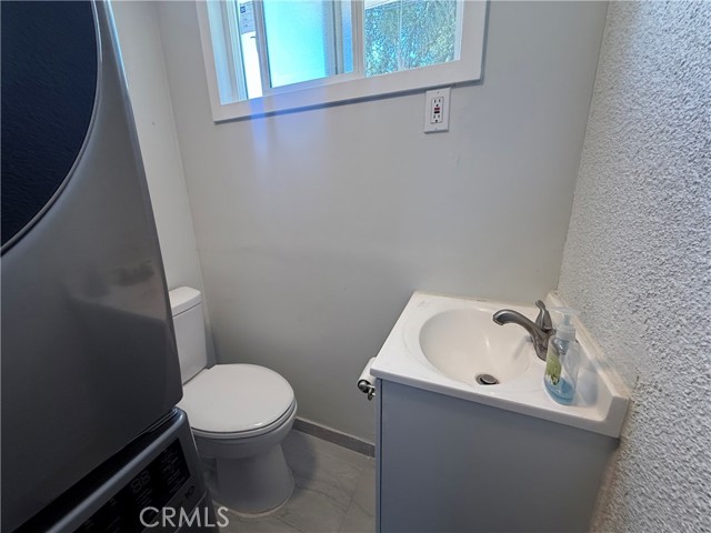 210 E Renwick Road, Glendora CA: https://media.crmls.org/medias/85a4912d-091a-4036-ba58-b106c62e96e9.jpg
