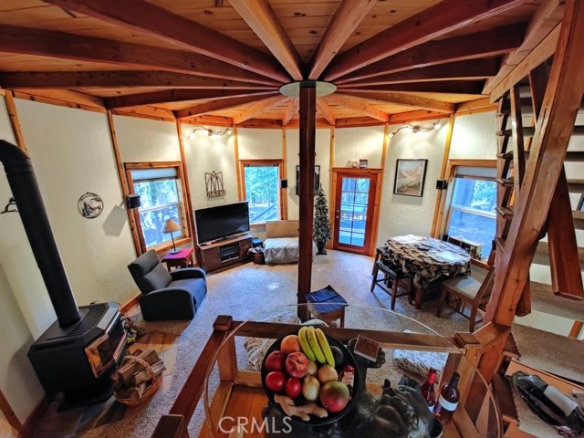 13892 Davos Drive, Truckee CA: https://media.crmls.org/medias/85a4b585-0596-4805-a4a6-75c2d28e91bc.jpg