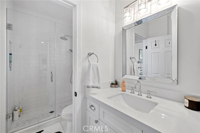 106 Plaza Via Sol, San Clemente CA: https://media.crmls.org/medias/85a4eea7-c42d-4db7-b9ba-bc4ffd6bfcfd.jpg