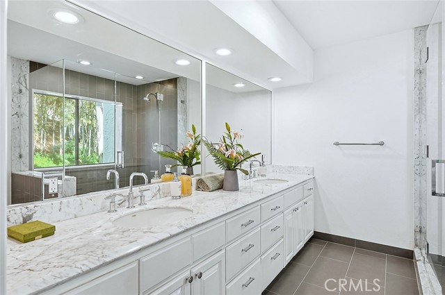 Detail Gallery Image 22 of 29 For 11601 Montana Ave #7,  Los Angeles,  CA 90049 - 2 Beds | 3 Baths