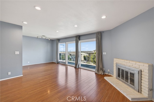 Detail Gallery Image 23 of 29 For 2115 Ohio, Signal Hill,  CA 90755 - 2 Beds | 2 Baths