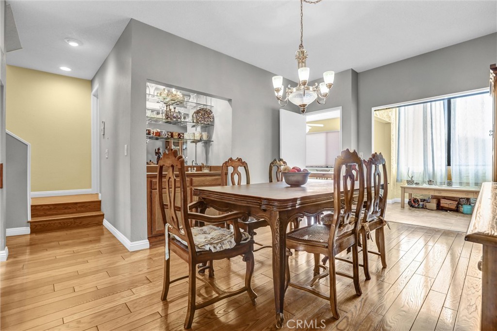 MLS #SR25221201 image #5