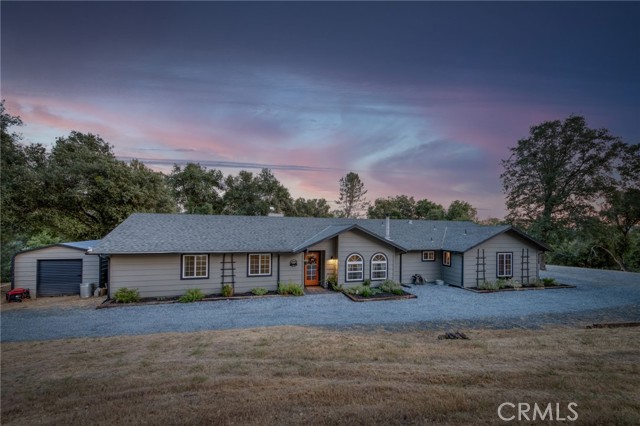 Detail Gallery Image 1 of 67 For 40955 Jean Road, Oakhurst,  CA 93644 - 4 Beds | 3 Baths