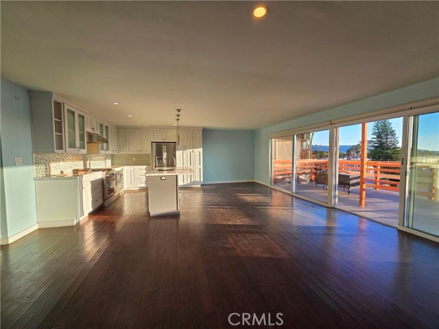 Detail Gallery Image 12 of 25 For 509 N Helberta a,  Redondo Beach,  CA 90277 - 3 Beds | 2 Baths