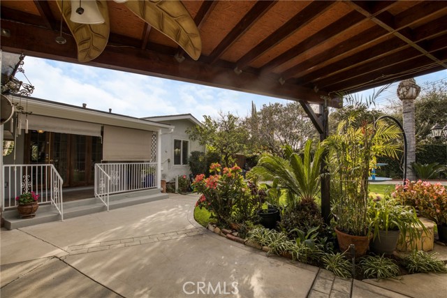 Detail Gallery Image 18 of 20 For 19016 Runnymede, Reseda,  CA 91335 - 3 Beds | 2 Baths