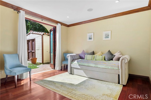 4141 Cambridge Road, La Canada Flintridge CA: https://media.crmls.org/medias/85a7da00-23b6-4e6c-999d-c3117284d5f8.jpg