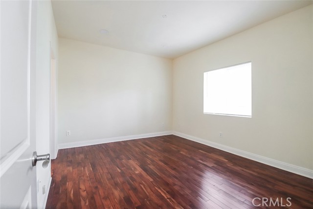 Detail Gallery Image 25 of 46 For 7132 Farralone Ave #207,  Canoga Park,  CA 91303 - 3 Beds | 2/1 Baths