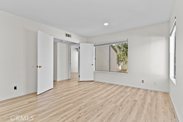 Detail Gallery Image 16 of 28 For 21921 Rimhurst Dr. #128-F,  Lake Forest,  CA 92630 - 2 Beds | 1 Baths