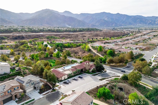 11298 Finders Court, Corona CA: https://media.crmls.org/medias/85a86d35-767b-48ad-9a06-71047298cdd1.jpg