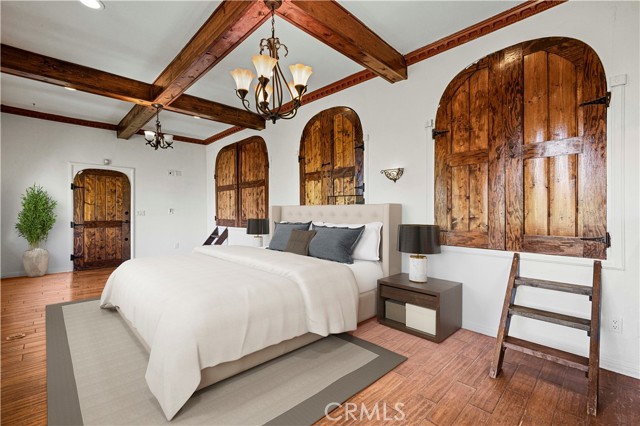 3916 Carnavon Way, Los Angeles CA: https://media.crmls.org/medias/85a87bf3-07e0-4042-988d-6a4ef90a202b.jpg