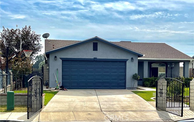 8931 Moose Creek Court, Bakersfield CA: https://media.crmls.org/medias/85a88b78-0147-4a4a-80ee-e31f0c8774b0.jpg
