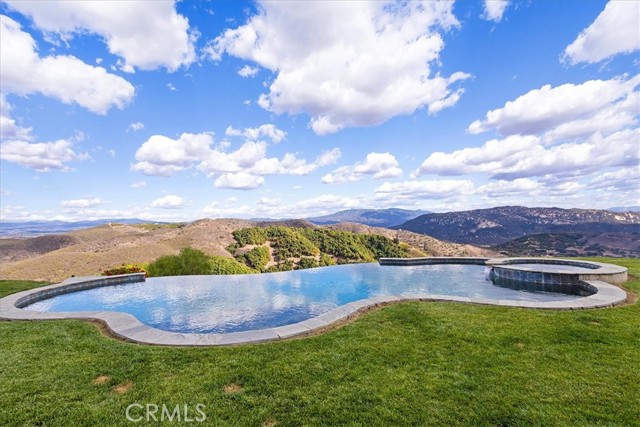 Detail Gallery Image 43 of 59 For 27630 Morning Glory Cir, Temecula,  CA 92590 - 4 Beds | 3/1 Baths