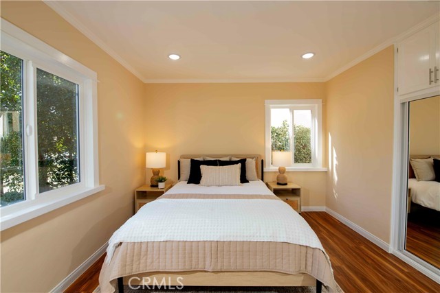 Detail Gallery Image 41 of 55 For 1305 W Riverside, Burbank,  CA 91506 - 4 Beds | 2 Baths