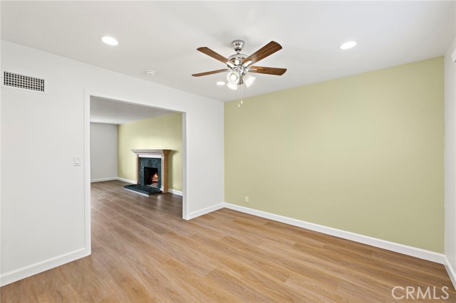 Detail Gallery Image 10 of 27 For 20152 Redlands Dr, Newport Beach,  CA 92660 - 5 Beds | 3 Baths