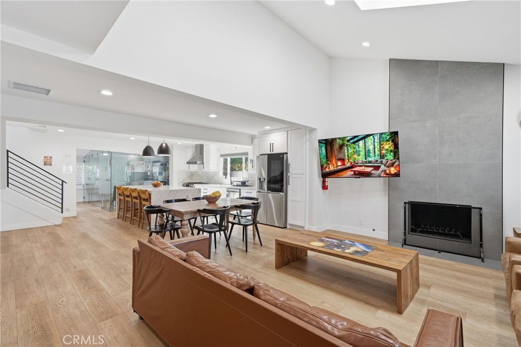 MLS #OC26121492 image #4