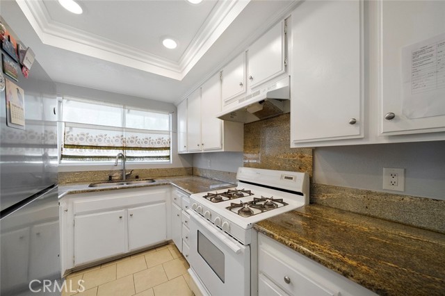 Detail Gallery Image 8 of 17 For 871 W 13th St #4,  Azusa,  CA 91702 - 2 Beds | 1 Baths