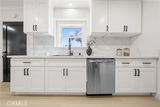 21011 La Salle Avenue, Torrance CA: https://media.crmls.org/medias/85ab5350-de1e-4f6f-b020-0720788ee74b.jpg