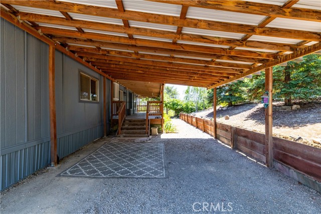 5825 Deer Creek Way, Paso Robles CA: https://media.crmls.org/medias/85ac85c2-766a-41c2-8af7-ca0efff04e86.jpg