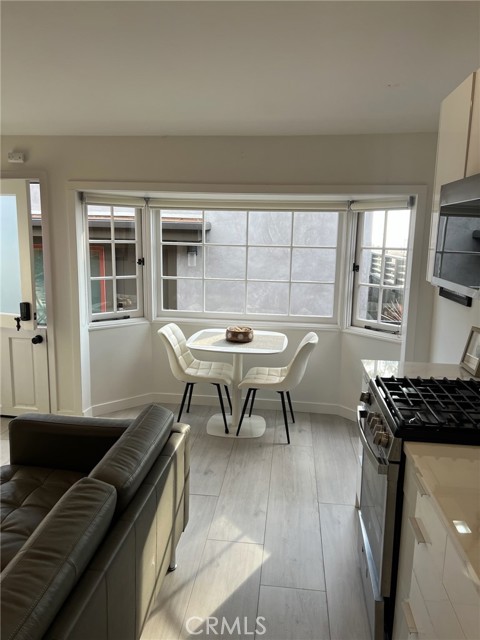 Detail Gallery Image 4 of 19 For 388 Hawthorne Rd a,  Laguna Beach,  CA 92651 - 0 Beds | 1 Baths