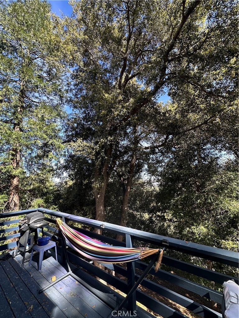 https://media.crmls.org/medias/85ad688f-56b2-4811-9aa8-c24a0cfe228e.jpg?preset=X-Large