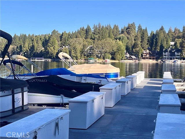 306 Villa Way, Lake Arrowhead, CA 92352