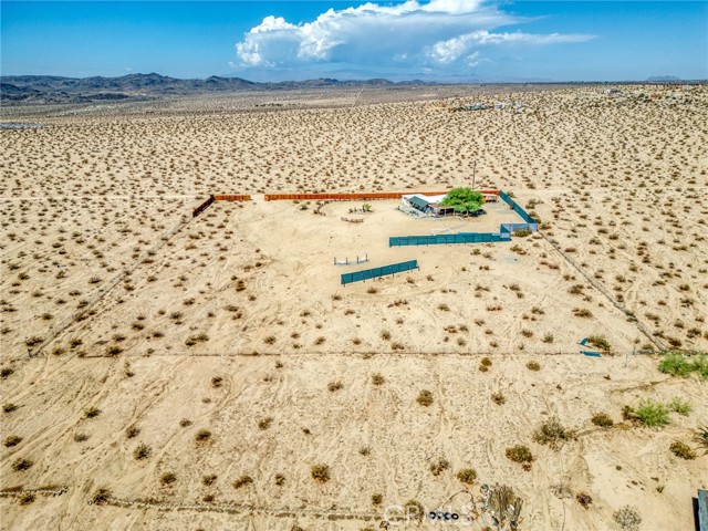 Detail Gallery Image 60 of 69 For 2275 Kerns Bld, Twentynine Palms,  CA 92277 - 3 Beds | 1 Baths