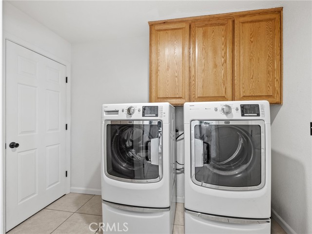 12596 Whispering Springs Road, Victorville CA: https://media.crmls.org/medias/85aec3cf-c4c3-47aa-9258-b57579f2a0bf.jpg