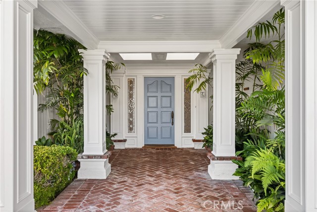 Detail Gallery Image 7 of 40 For 2707 Island View, Corona Del Mar,  CA 92625 - 4 Beds | 2/1 Baths