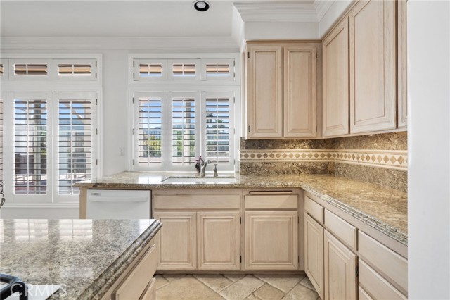 Detail Gallery Image 16 of 57 For 45703 Calle Ayora, Temecula,  CA 92592 - 5 Beds | 3 Baths