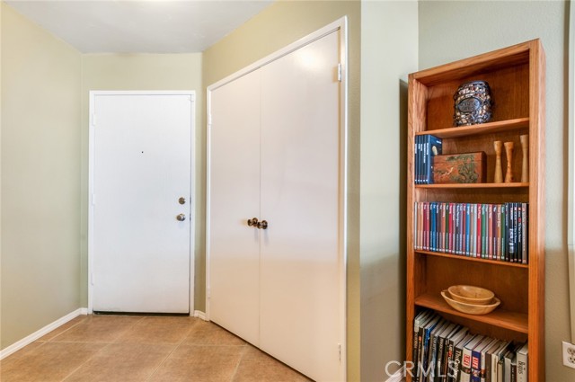 Image 3 for 921 Boon Pl #C, Corona, CA 92881