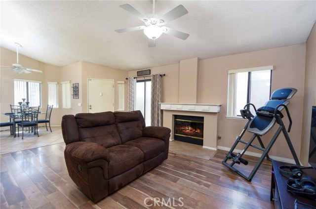Detail Gallery Image 7 of 37 For 27935 Cactus Flower Dr, Menifee,  CA 92585 - 3 Beds | 2 Baths