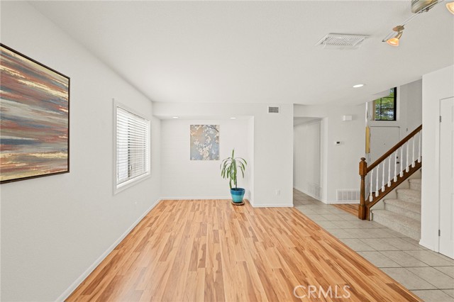 Image 19 of 60 For 45857 Jeronimo Street