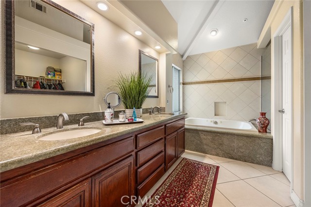 Detail Gallery Image 22 of 37 For 14092 Bancroft Ct, Fontana,  CA 92336 - 3 Beds | 2/1 Baths