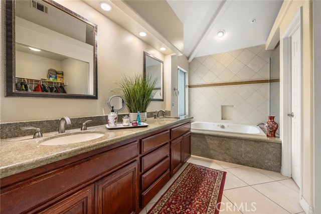 Detail Gallery Image 22 of 37 For 14092 Bancroft Ct, Fontana,  CA 92336 - 3 Beds | 2/1 Baths