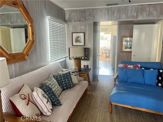 Detail Gallery Image 9 of 15 For 209 Agate, Newport Beach,  CA 92662 - 3 Beds | 2 Baths