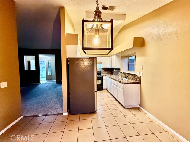 Detail Gallery Image 12 of 37 For 13772 Red Mahogany, Moreno Valley,  CA 92553 - 3 Beds | 2 Baths