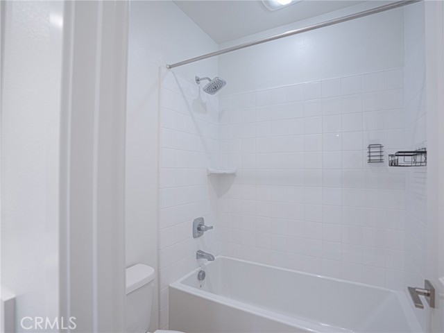 67 Tundra, Irvine CA: https://media.crmls.org/medias/85b62491-87ec-435a-9b6f-68ca01d0e9a6.jpg