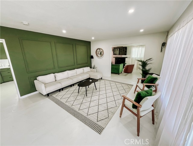 Detail Gallery Image 2 of 16 For 5050 1st, Joshua Tree,  CA 92252 - 2 Beds | 1 Baths